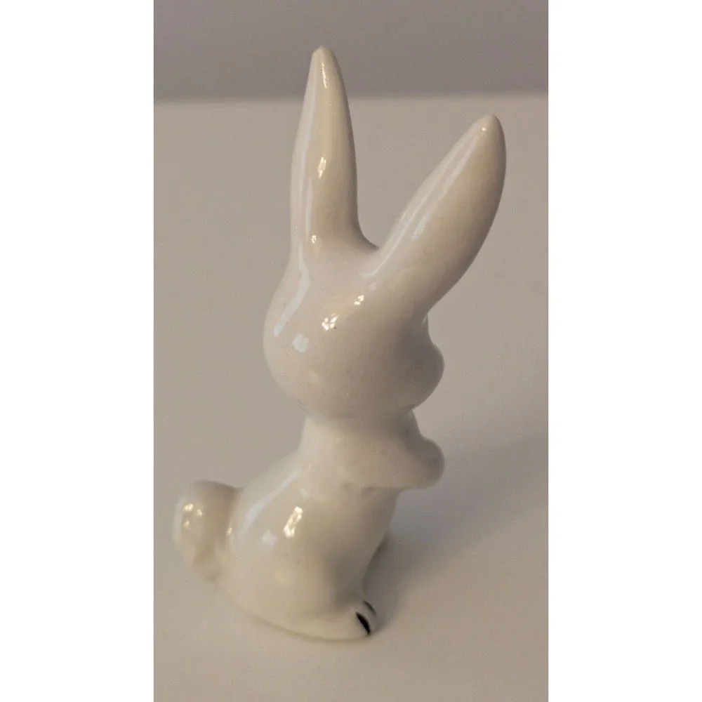 White Ceramic Anthropomorphic Easter Bunny‎ Rabbit 3 1/2
